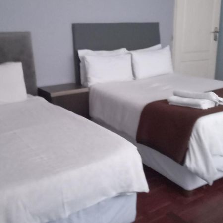 Acacia Guesthouse Kempton Park Dış mekan fotoğraf